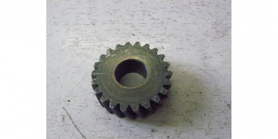 Шестерня промежуточная