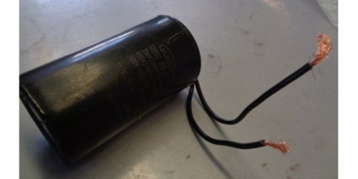 Конденсатор 25мкФ 450В