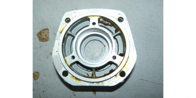 Крышка корпуса редуктора