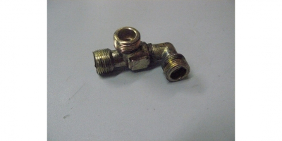 Патрубок-тройник