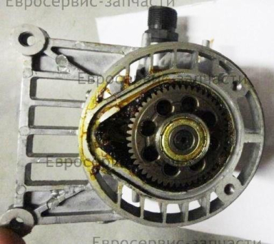 Насос  шестерня 49